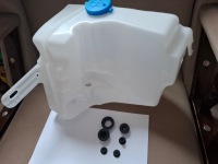 фото thumb №1, Ml w163 98-05 бачок розпилювача новий