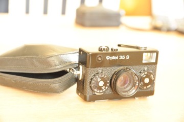 Rollei 35S - размер Sonnar 2,8/40 - красивый и функциональный в футляре