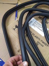 фото thumb №4, Комплект прокладка двері кришки peugeot 2008 ii