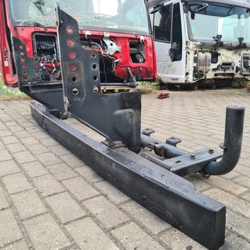 фото thumb №6, Stralis trakker кріплення балка бампер зминання