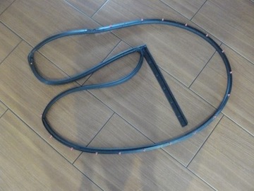 фото thumb №1, Прокладка двері лівий зад hyundai tucson iii 2018