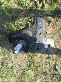 фото thumb №1, Кронштейн лампы задняя панель фары vw passat b7