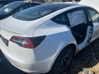 фото thumb №1, Чверть правий задня tesla 3 ppsw