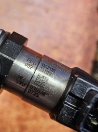 фото thumb №11, Насос-форсунка vw golf 5 passat b6 touran jetta audi a3 8p 2.0 tdi 03g130073s