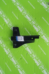 фото thumb №1, Напрямна бампера ford ranger кронштейн лівий 2016+