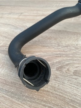 фото thumb №8, Труба шланг шланг радіатор води porsche macan 95b - 95b121109f
