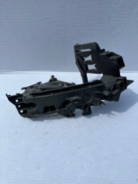 фото thumb №1, Q5 8r lift напрямна pod фара корзина правий 8r0805608b