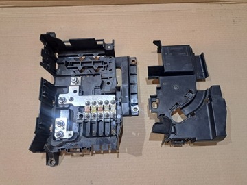 фото thumb №1, Коробка запобіжників audi q7 4l рестайлінг 4.2tdi 7l0937548c 4l0937555a