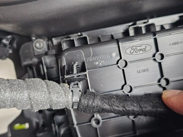 фото thumb №15, Защита туннель средний подлокотник ford focus mk3 iii рестайлинг кожа