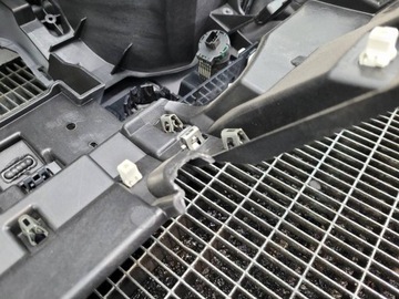 фото thumb №12, Панель консоль mercedes sprinter w907 w910 повреждённая европа 2022