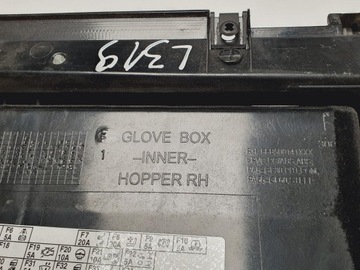 фото thumb №8, Бардачок пасажира land rover discovery iv l319 євро