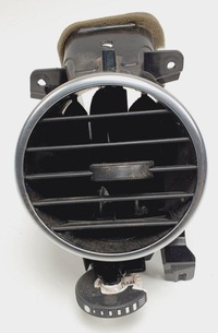 фото thumb №1, Решётка обдув правая land rover discovery iv l319