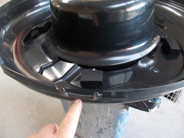 фото thumb №11, Корпус колеса запасного комплектна toyota rav4 06-12