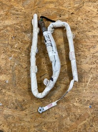 фото thumb №1, Renault megane iv шторка безопасности левая 985p13017r