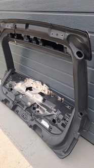 фото thumb №9, Volvo xc60 ii 2017- крышка багажника