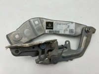 фото thumb №1, Mercedes w177 w118 w247 w243 петля капот правый