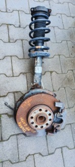 фото thumb №1, Vw touran 2.0 tdi поворотний кулак амортизатор права