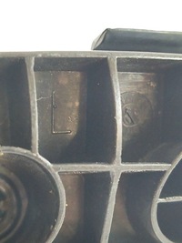 фото thumb №8, Лівий напрямна заднього бампера toyota auris _e15_ 5256302030 2.2l дизель