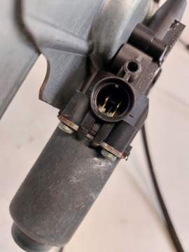 фото thumb №15, Підйомник вікна праві перед renault clio iii 3d