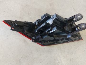 фото thumb №6, Skoda enyaq iv 5la945208a лампа правые зад задняя