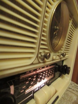 Радио Telefunken Jubilate 55 с часами