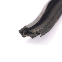 фото thumb №12, Mercedes w251 прокладка резиновый элемент стекло дверь левый задняя a2517350825