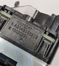 фото thumb №3, Кнопка скло mercedes w207 a2049058202
