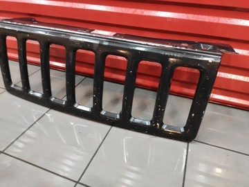 фото thumb №3, Jeep commander xk xh решітка решітка радіатора оригінал чорний рамка