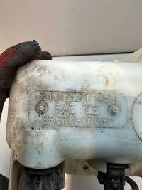 фото thumb №5, Toyota avalon xx20 --- бачок омивача 85310-07020