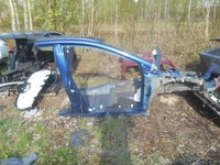 фото thumb №1, Права лонжерон чверть avensis t27 t29 09 - 17