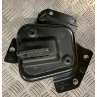 фото thumb №1, Захист кронштейн поперечина лівий задня et76a631b21 ford transit courier