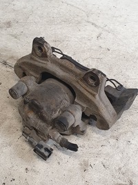 фото thumb №12, Суппорт тормозной левый перед alfa romeo 147 1.9jtd 03r.