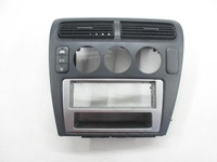 фото thumb №1, Honda civic vii 1.4 90 km d14z6 рамка радио консоли центральной