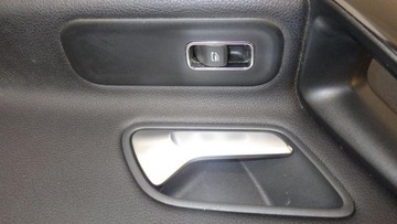 фото thumb №8, Оббивка двері правий перед mercedes w177 a1777204000 a1777204200