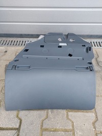 фото thumb №1, Бардачок пасажира audi a6 c6 4f європа