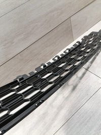 фото thumb №14, Skoda оригинальный номер 5e3853677a решётка бампера