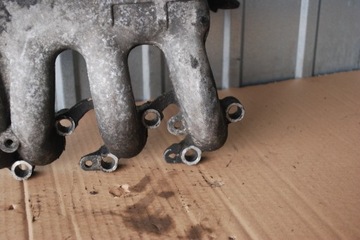 фото thumb №5, Колектор всмоктуючий vw t5 2.5 tdi 070129713f