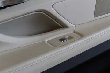 фото thumb №6, Боковина обивка левый зад canberrabeige bmw g12