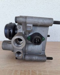 фото thumb №3, Клапан релейный 4802020040