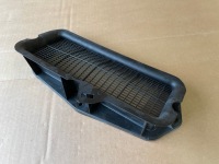 фото thumb №1, Решітка обігрівача vw tiguan 16-