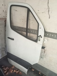 фото thumb №1, Двері mercedes sprinter праве