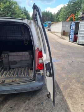 фото thumb №10, Peugeot partner ii 08-18 2012 r ezrc крыло дверь правый зад правые задние
