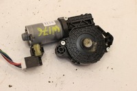 фото thumb №4, Моторчик люк комплект 1769064100 mercedes w176