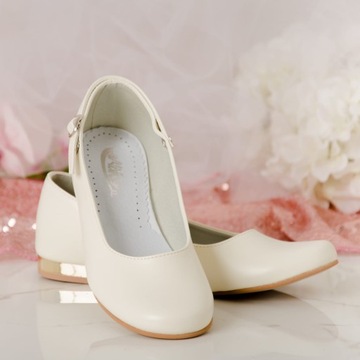 Buty wizytowe dziewczęce KBD-820 ecru 35 eleganckie 23,3 cm