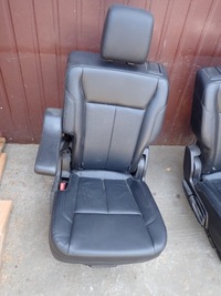 фото thumb №1, Сиденье капитанское левый ii ряд кожаный складной ford expedition 2020