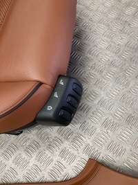 фото thumb №7, Mercedes w197 sls сиденья обивка обшивки карбон n1