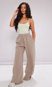 СПОРТИВНЫЕ КОСТЮМЫ PRETTYLITTLETHING ДЛЯ МАЛЕНЬКИХ ЖЕНЩИН 40 1EJF