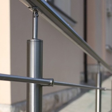 Uchwyt przelotowy fi 12 słupek Ø42,4mm nierdzewny AISI304 szlif