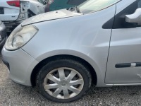 Купить Левое  крыло  renault clio 3 3 2007 лак ted69 grey, фото thumb