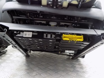 фото thumb №8, Bmw g05 обивка сиденья диван обшивки туннель кожа